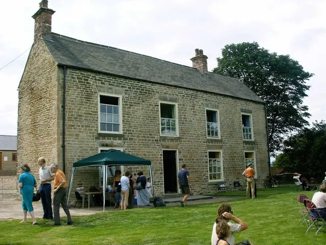 Manor Oaks Farm, Sheffield