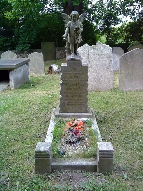 Angel on a tombstone
