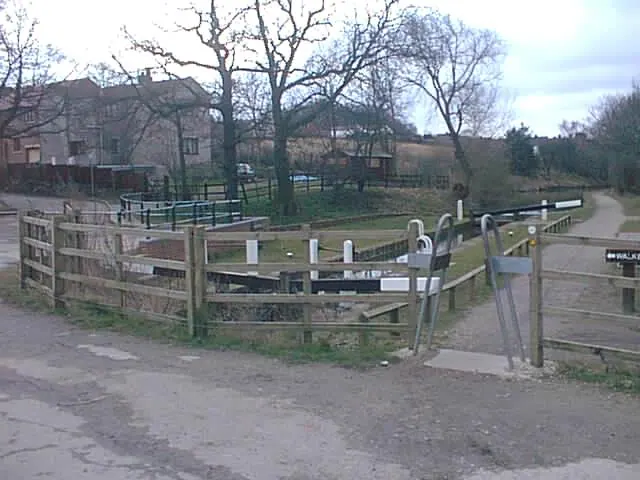 Chesterfield Canal - Wheeldon Mill Lock