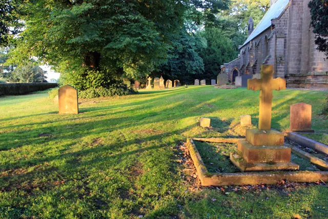 All Saints Churchyard, Rise