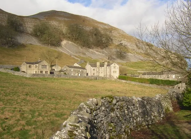 Old Hall and neighbouring houses, Mastiles Lane, Kilnsey