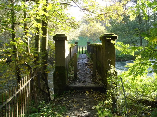 Footbridge across the Wye