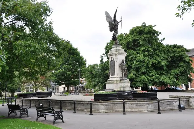 War Memorial - Burton-on-Trent