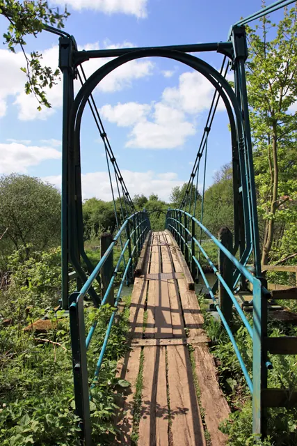 Footbridge across the river Derwent