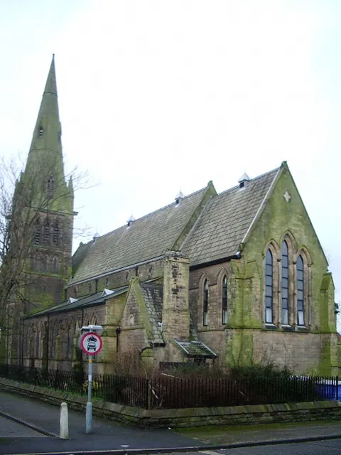 Bridge House (St Luke's Church)