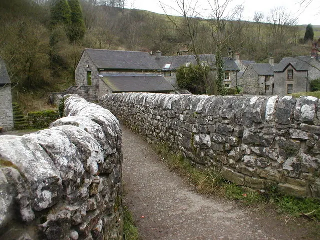 Viator Bridge, Milldale