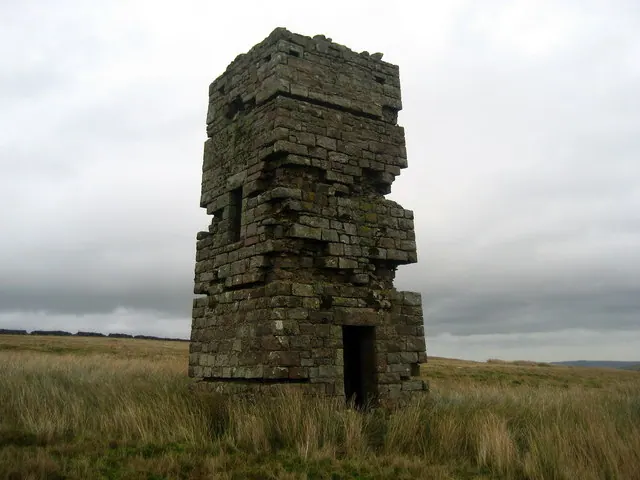 Ruins of Tower on Hardcastle Moor