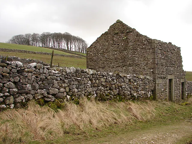 Ruined Barn near Outabar