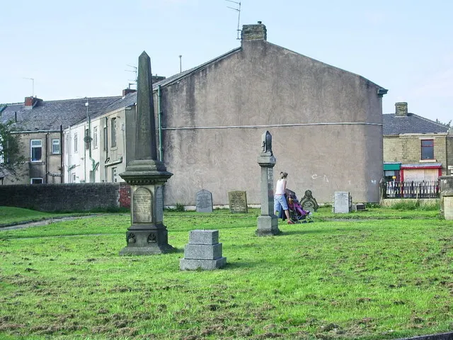 Barns Square Methodist Church, Graveyard