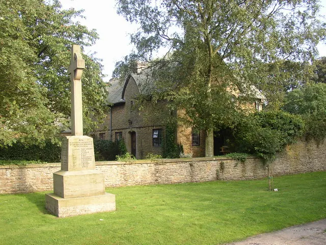 War Memorial, Hutton Buscel