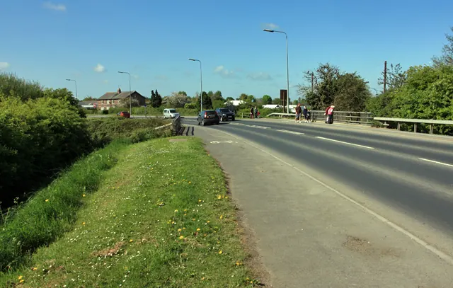 Beverley Road, Driffield,  crosses Hallimanwath Bridge