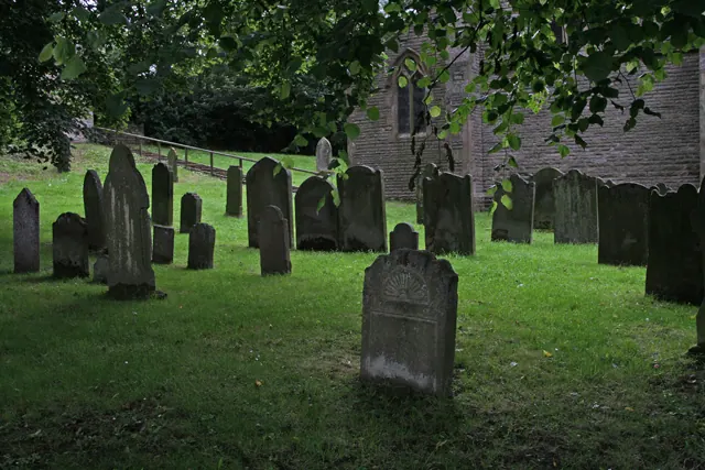 Middleton churchyard