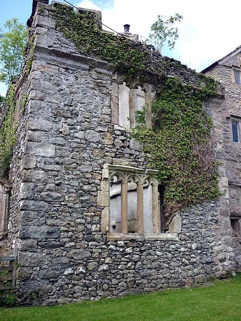 Ruined pele tower, Killington Hall