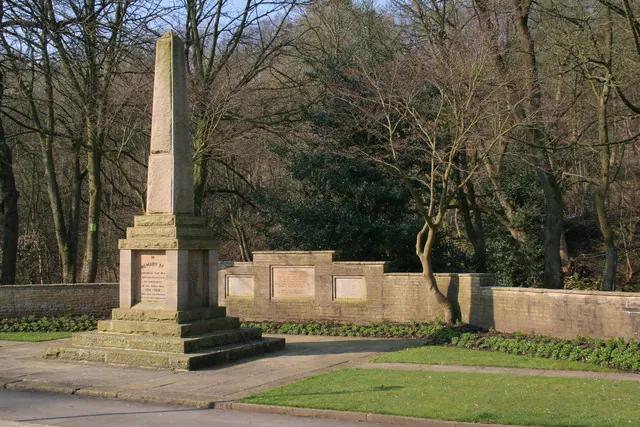 War Memorial, Luddendenfoot
