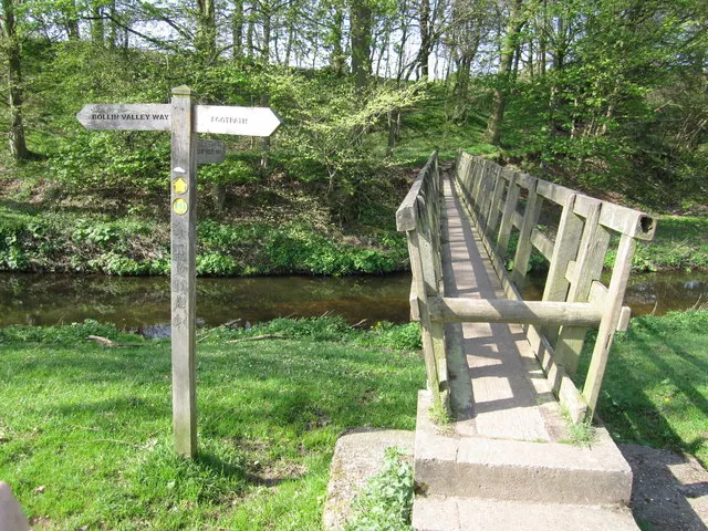 Bollin Way crossing by footbridge