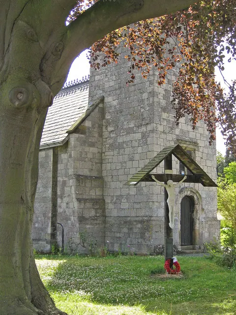 War memorial, Amotherby