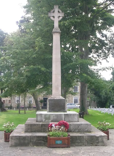 Thorp Arch War Memorial - Village Green
