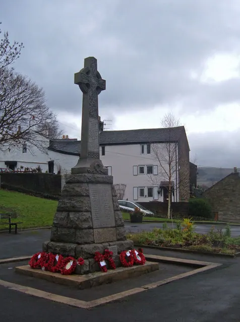 War Memorial, Tintwistle