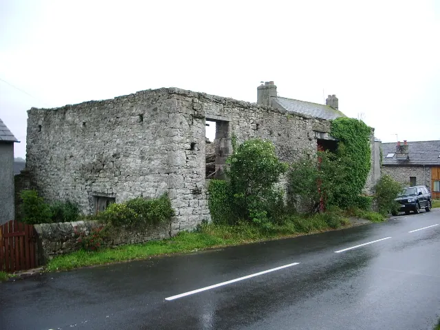 Roadside barn