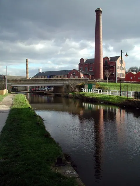 Salts Mill Road Bridge