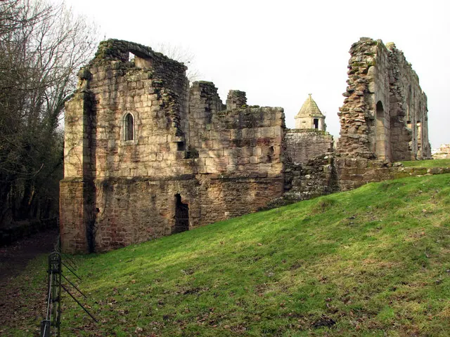 Spofforth Castle