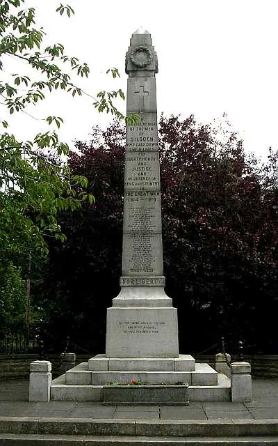 War Memorial - Memorial Gardens