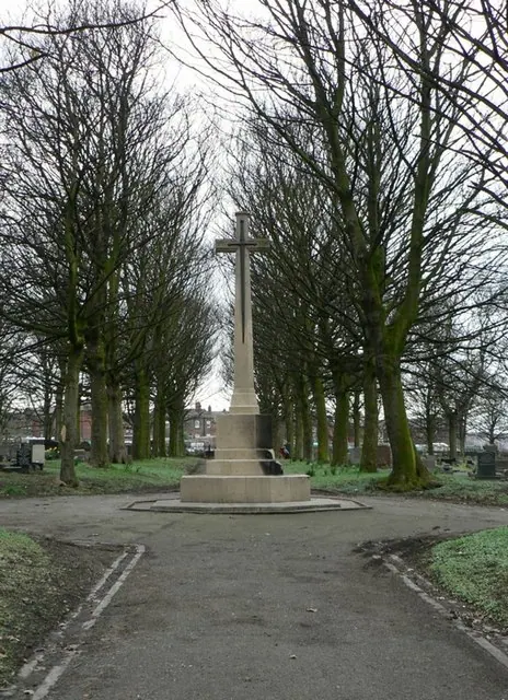 War Memorial, Hunslet Cemetery