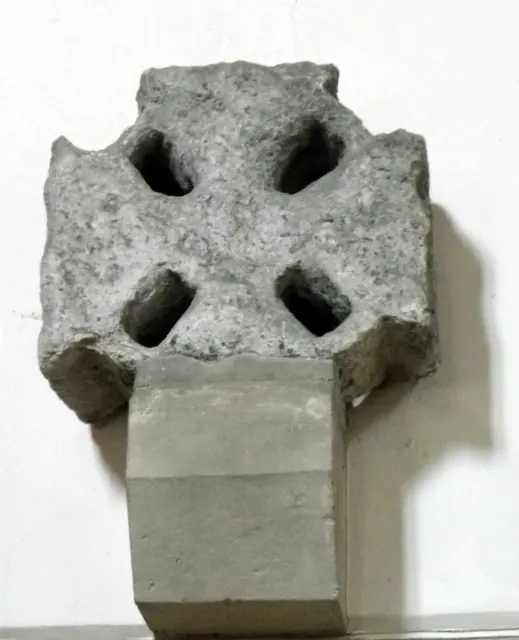 Cross head, St Martin's Church
