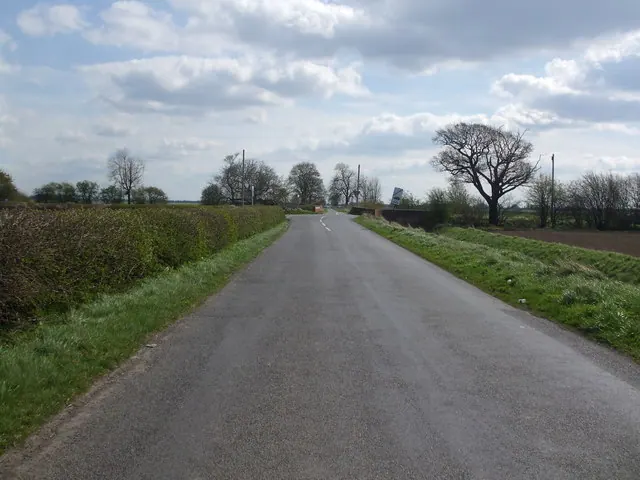Crossroads near Double Bridges Farm