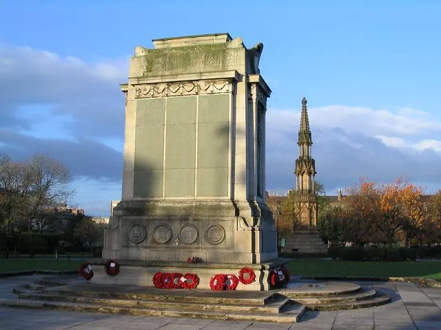 War Memorial and Victoria monument, Birkenhead
