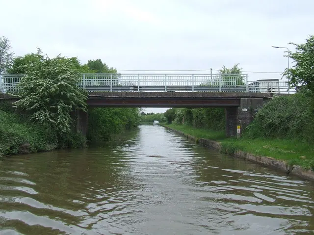 Wardle Hall bridge ( No 103 ) on the Shropshire Union canal