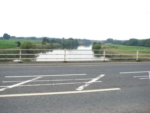 Methley Bridge, Three Lane Ends, Castleford